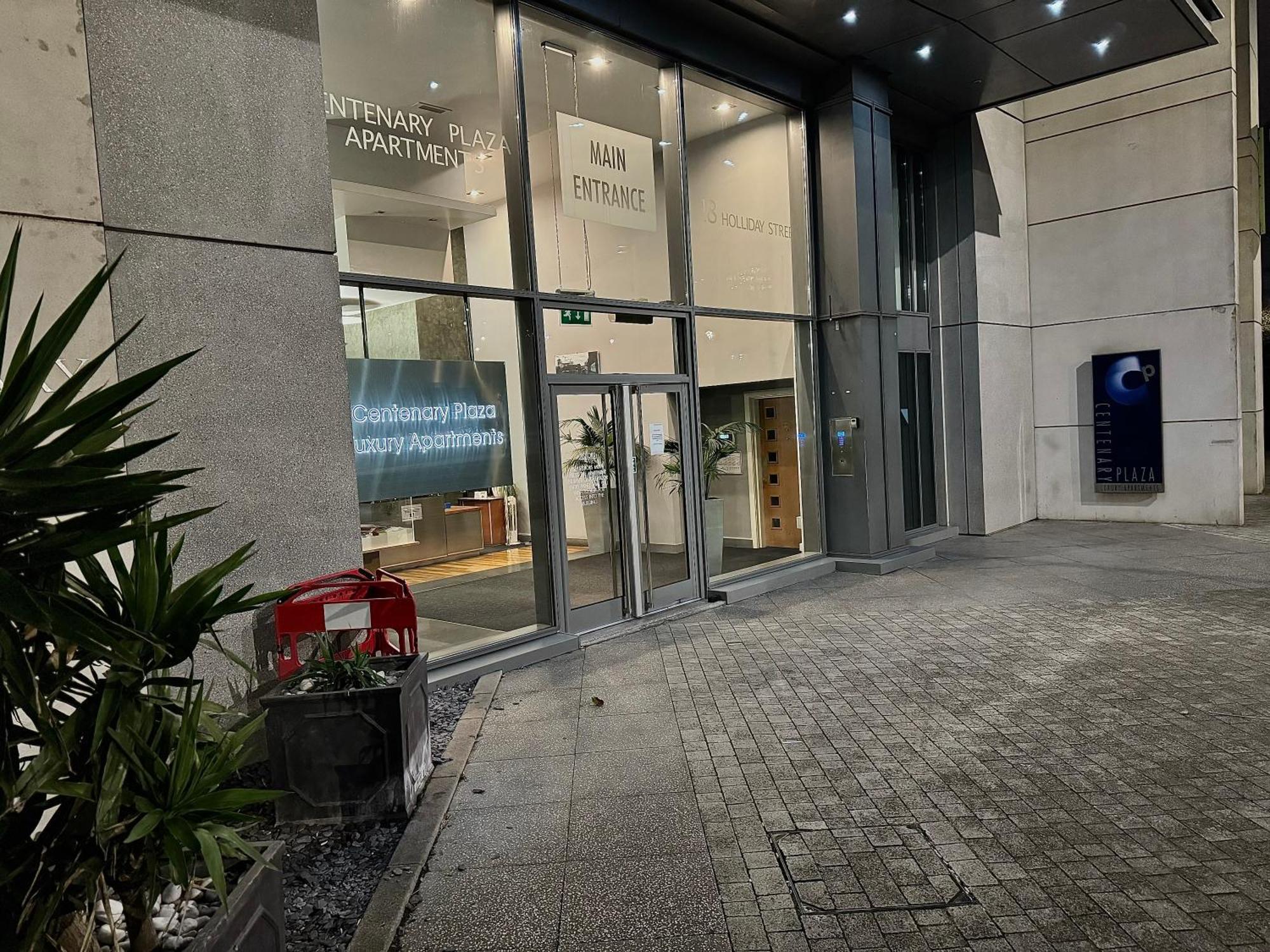Birmingham City Centre - Centenary Plaza Luxury Apartment - Free Gym Luaran gambar